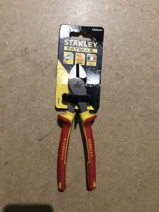 Cleste Stanley cu Taiere Diagonala 0-84-003 1000v