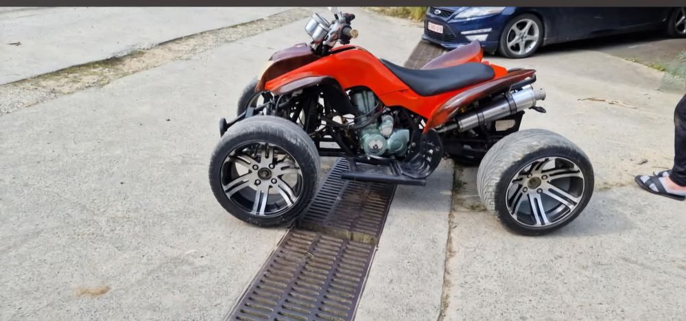 ATV 250 de vânzare.  Detalii la nr de telefon  +32466204801