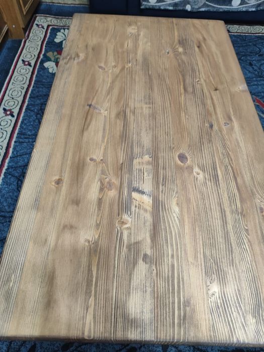 Продам столик ручной работы