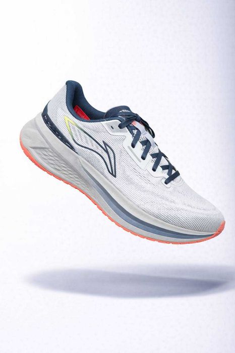 Кроссовки Li-Ning Minepair, размеры от 40 до 45.