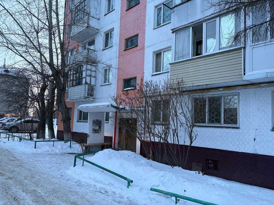 Продам 2 комнатную квартиру