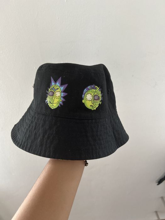 Vând pălărie rick and morty