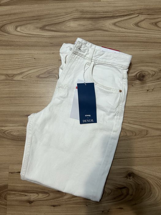 Бели дънки Sinsay Mom fit