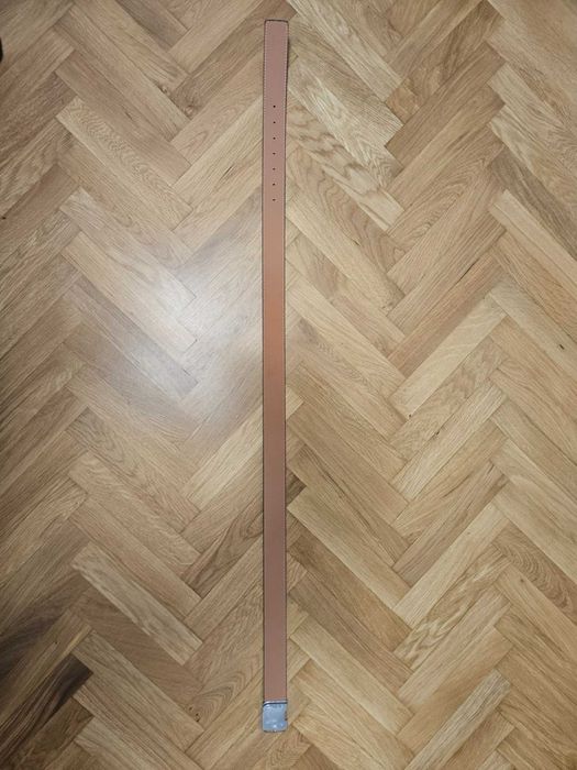 Louis Vuitton Belt – черен със сребърна катарама (115 см)