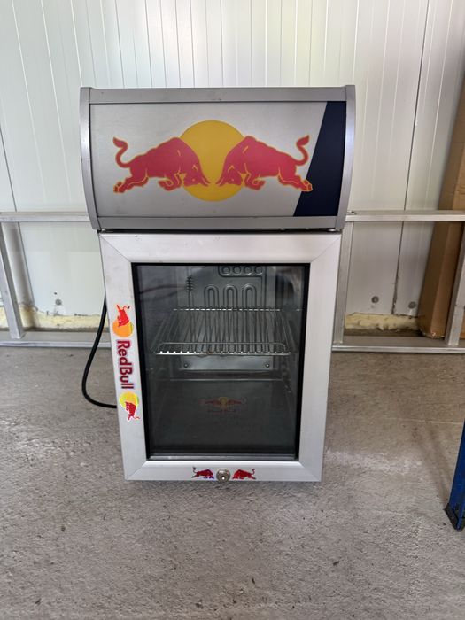 Frigider mini Red Bull