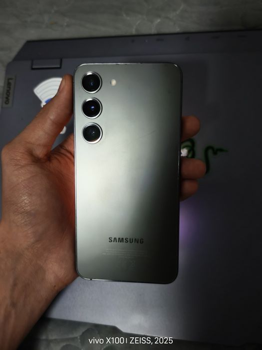 Продам Samsung s23