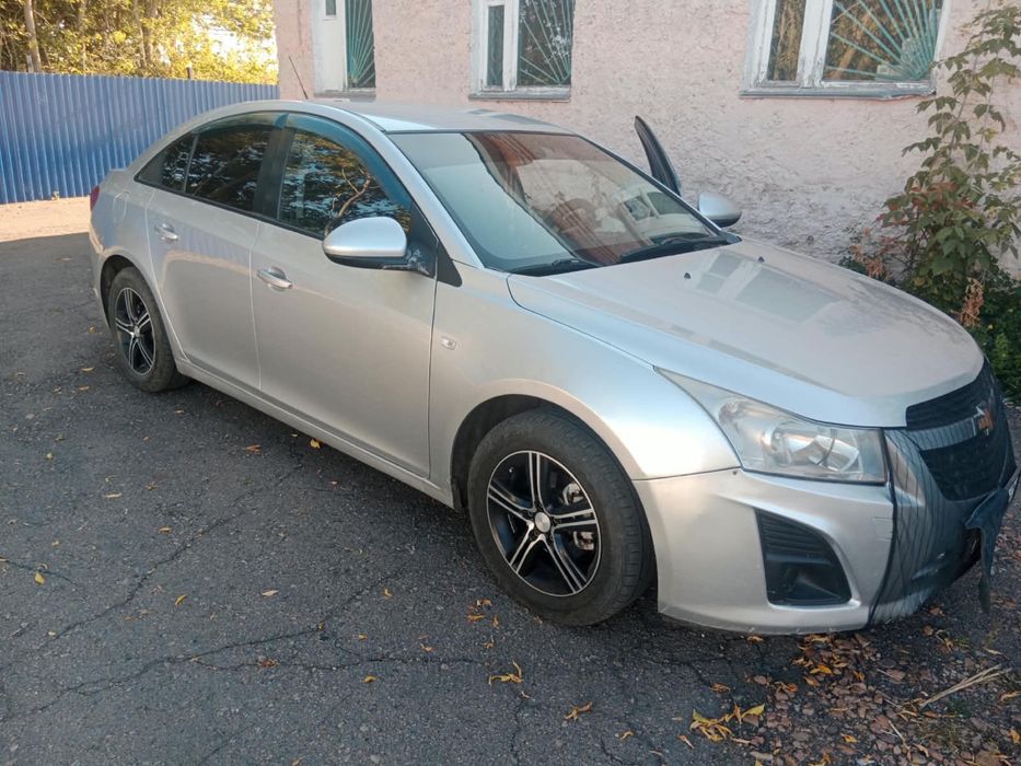 В продаже CHEVROLET CRUZE 2013 год
