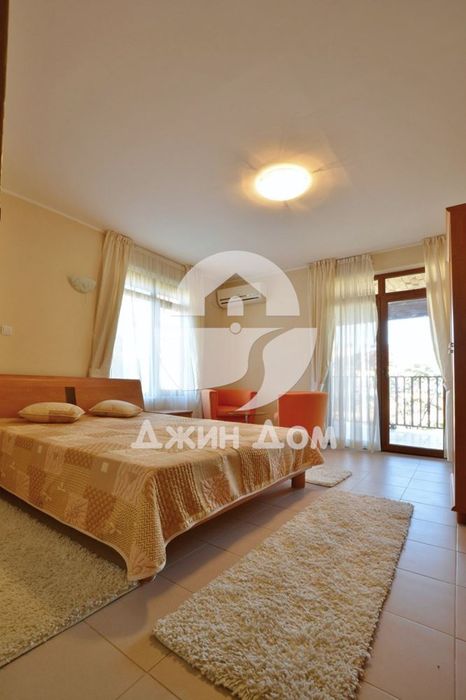 Продава се Къща в с. Кошарица, Област Бургас - 100 кв.м за 1122 €/кв.м - Снимка #8