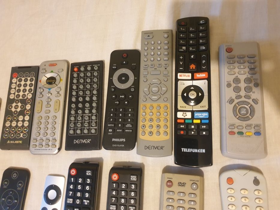 telecomenzi   50 lei bucata