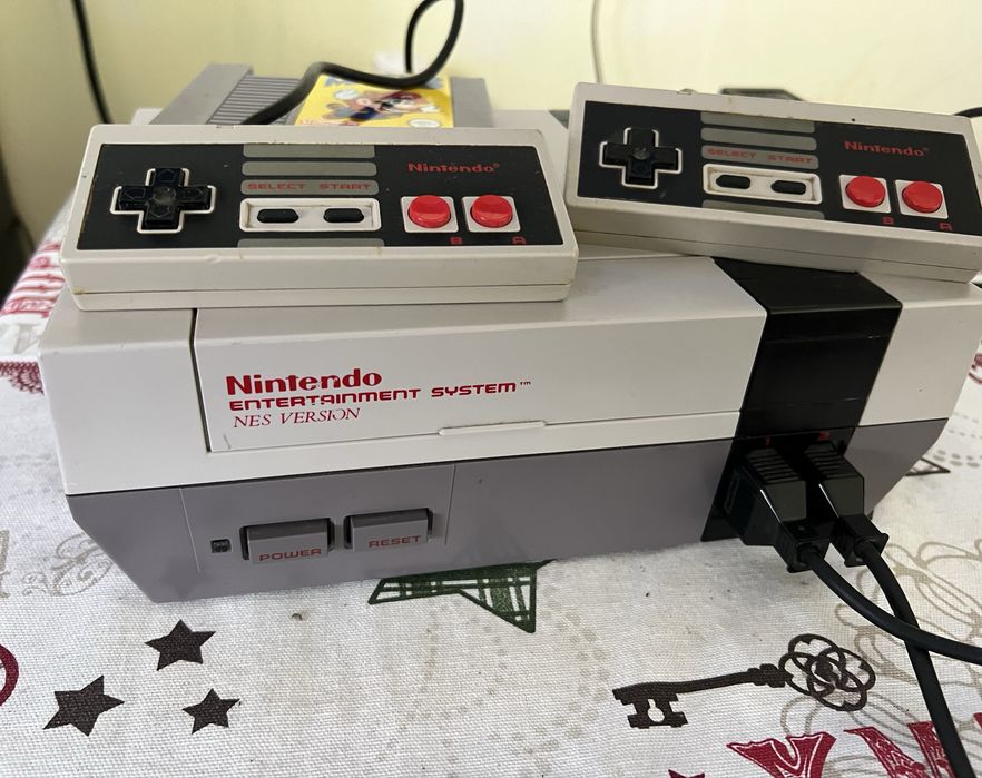 Nintendo NES cu Mario 3
