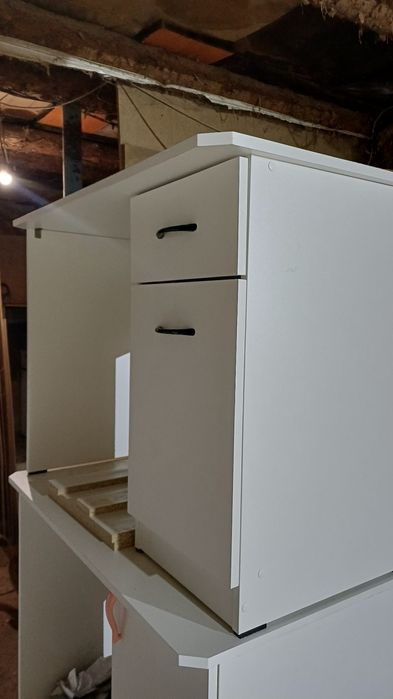 Стол письменный.новый.