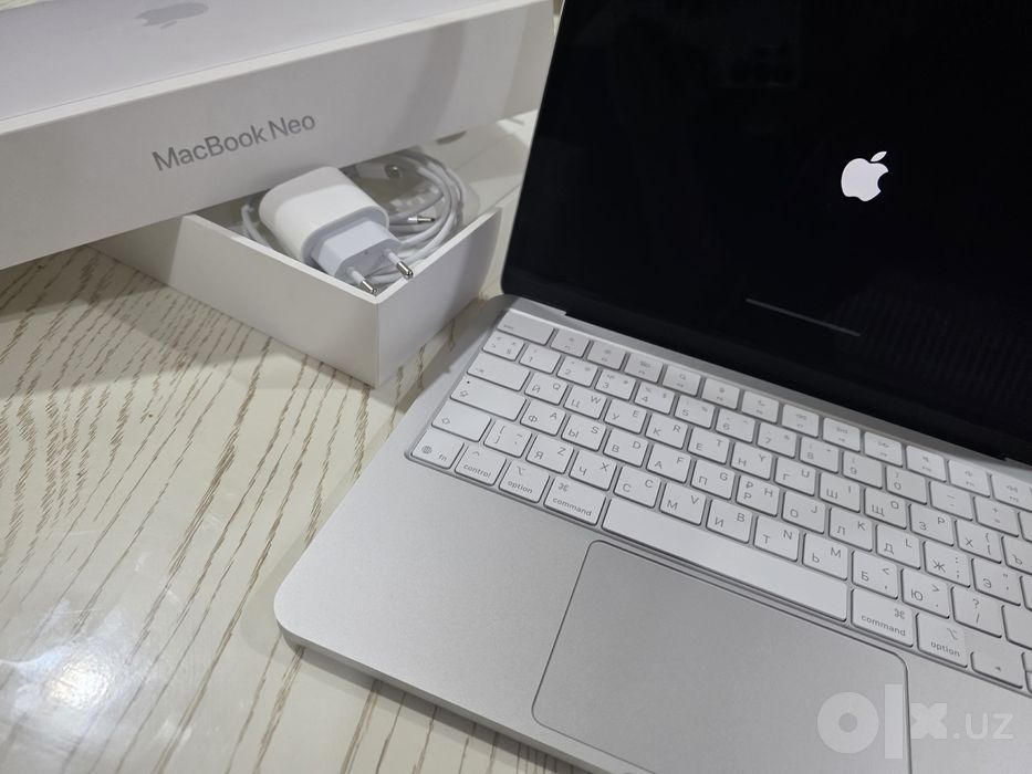 MacBook Neo 256 GB