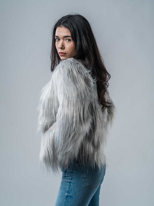 Дамско модерно пухено яке