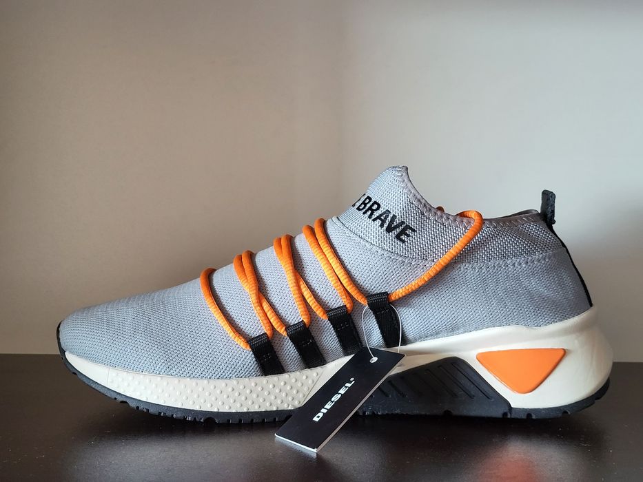 DIESEL
S-Kb 43номер 27.5см Стелка,Нови