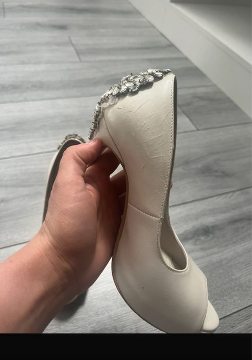 Papuci mireasa eleganti