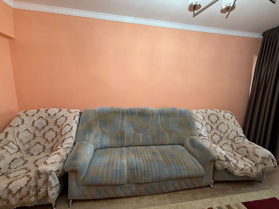 Диван с креслами