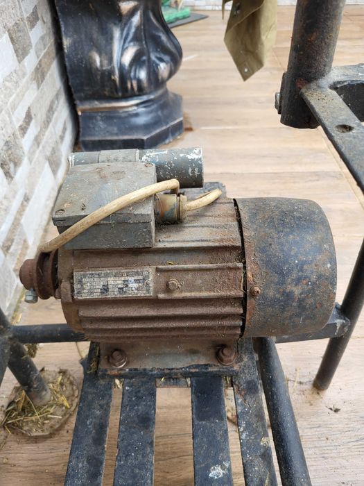 Циркуляр за дърва