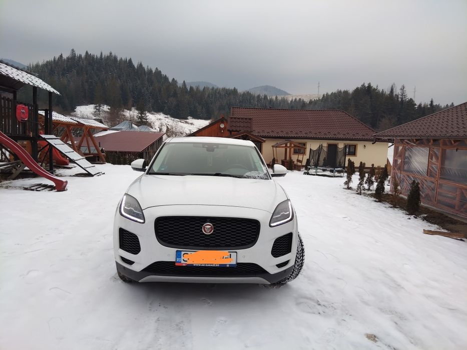 Jaguar R-Pace R-Dynamic an 2019