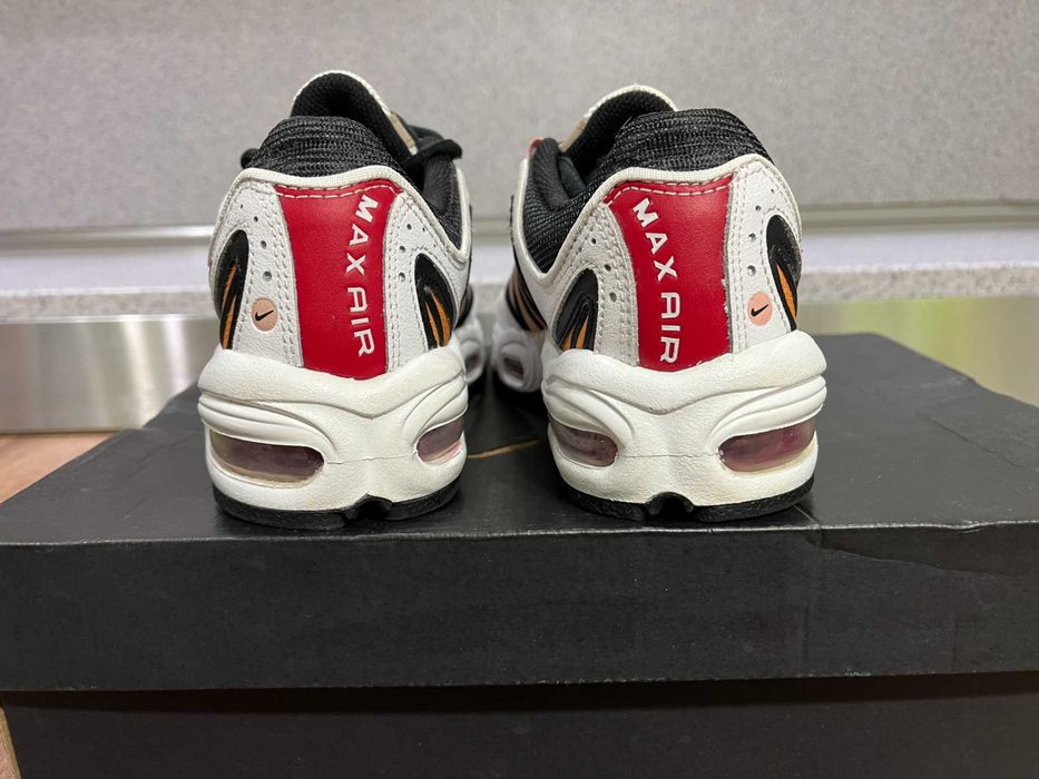 ОРИГИНАЛНИ *** Nike Air Max Tailwind 4 Gradient