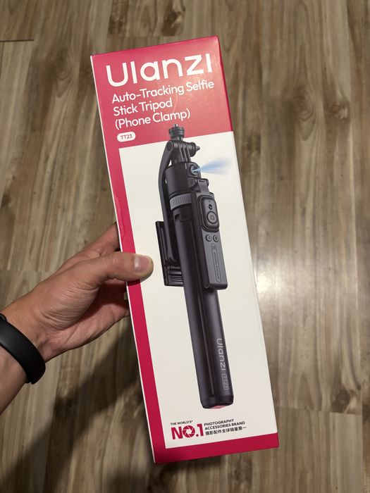 Продам новый многофункциональный штатив от ulanzi tt23 с отслеживанием