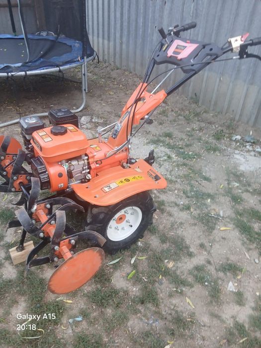 Vând  motosapă  in stare buna de funcționare