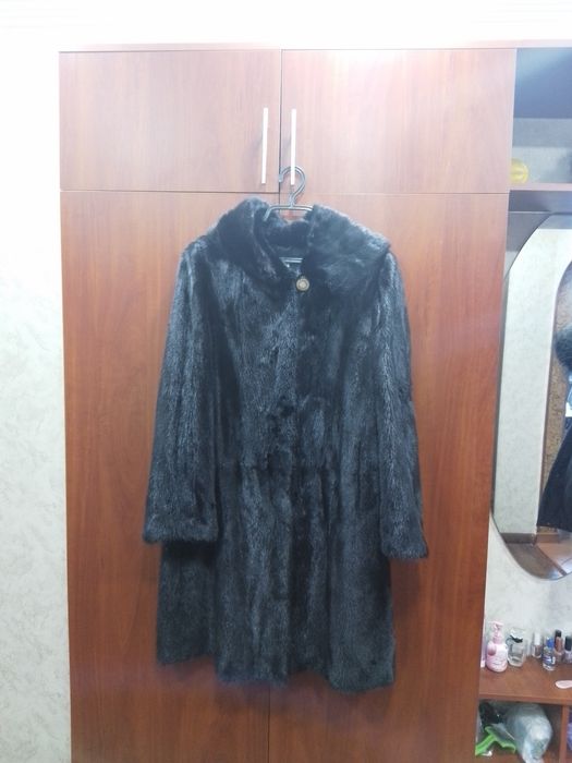 Продам норковую шубу