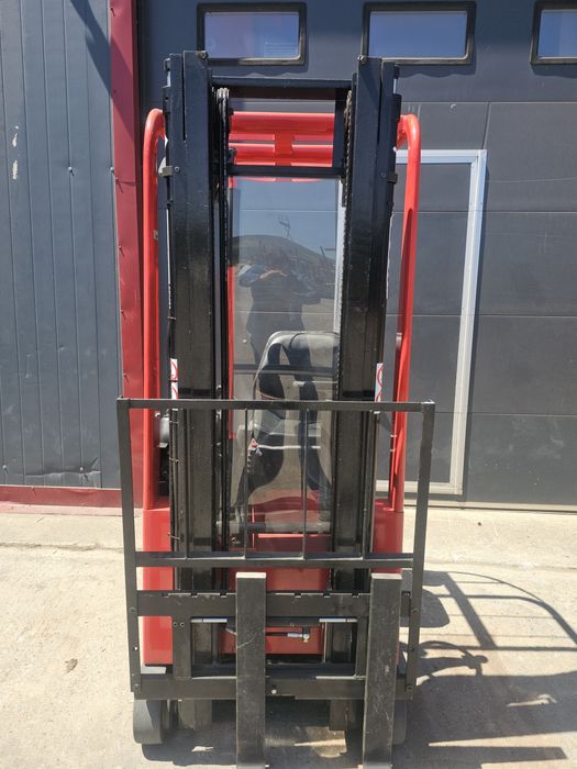 Stivuitor / electrostivuitor V.MARIOTTI 0.4T