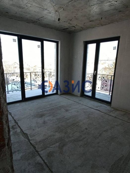 Продава се Многостаен апартамент в с. Маринка, Област Бургас - 165 кв.м за 1516 €/кв.м - Снимка #6