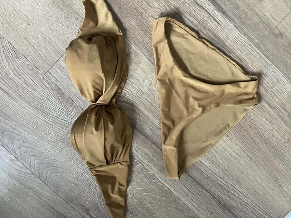 Дамски бански от shein и H&M