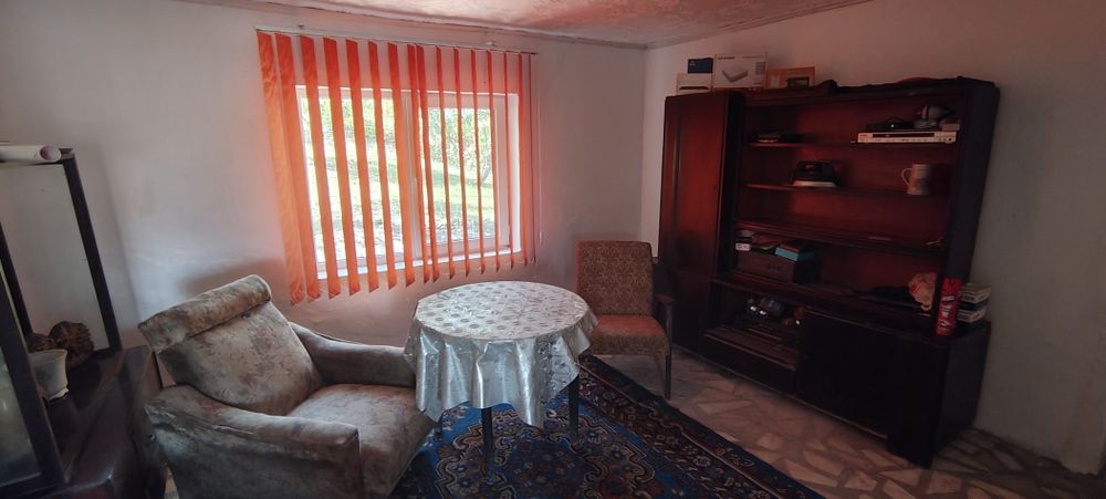 Casa mare sat Maceu, 4 camere,hol,baie,gradina