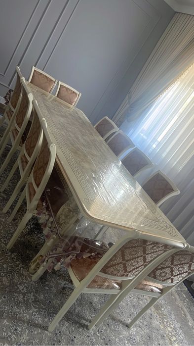 Стол со 12 -стульями новая