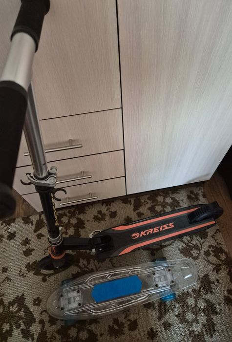 Продам самокат и скейтборд