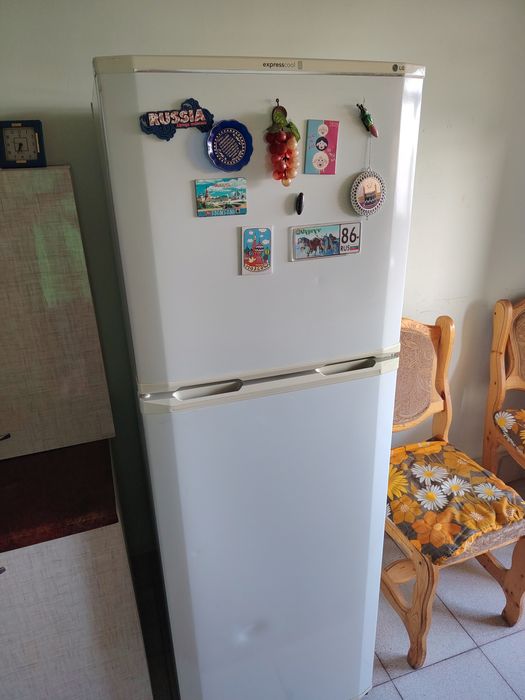 Продам холодильник lg