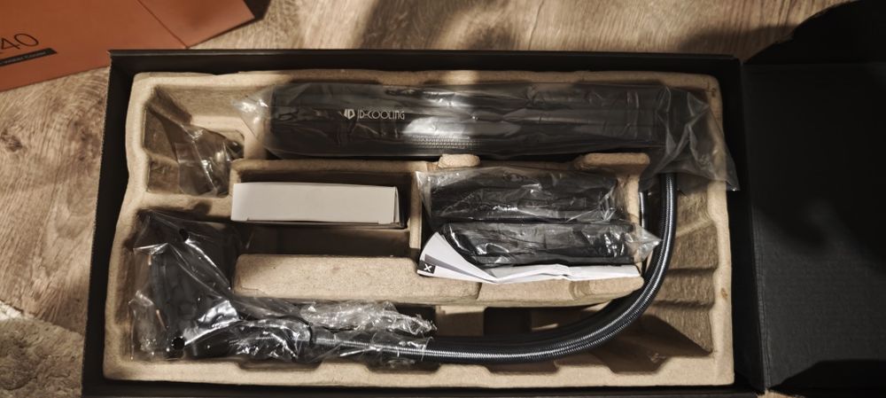 Водно охлаждане frost flow 240mm