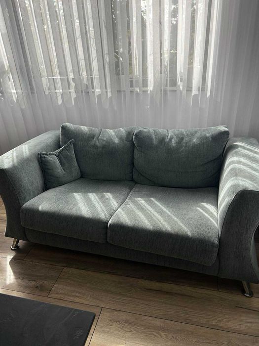 Продавам мека мебел