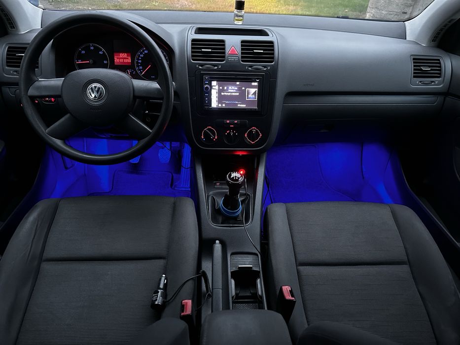 Volkswagen GOLF 5 - 2.0 SDI