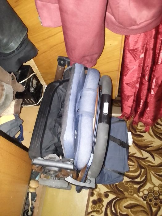 Коляска прогулочная