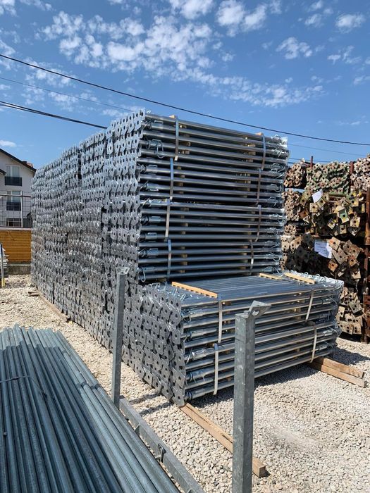 Popi Metalici Zincati, popi vopsiti, schele, accesorii