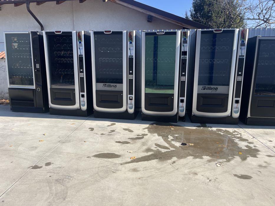 Automate vendomat vitrine snak&sucuri echipate complet garantie 6 luni