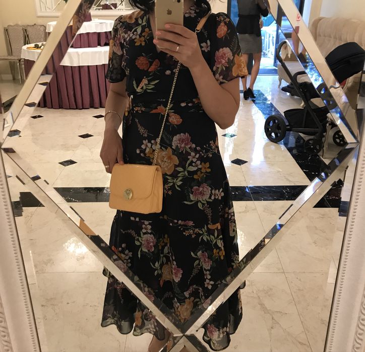 Продам платья 42 размера (S)