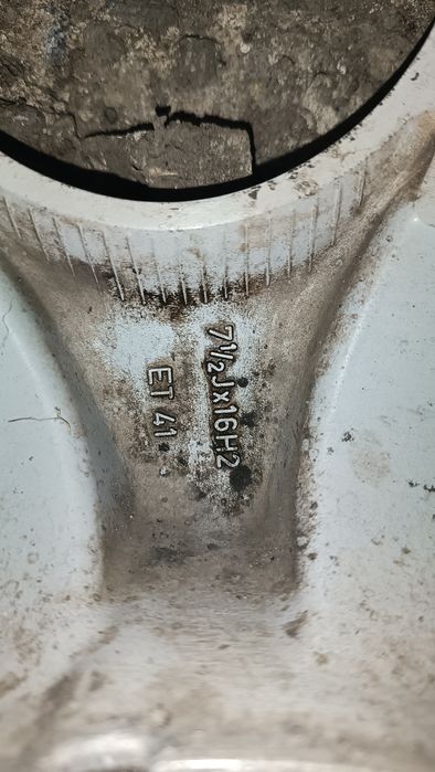 Продам диски 5*112