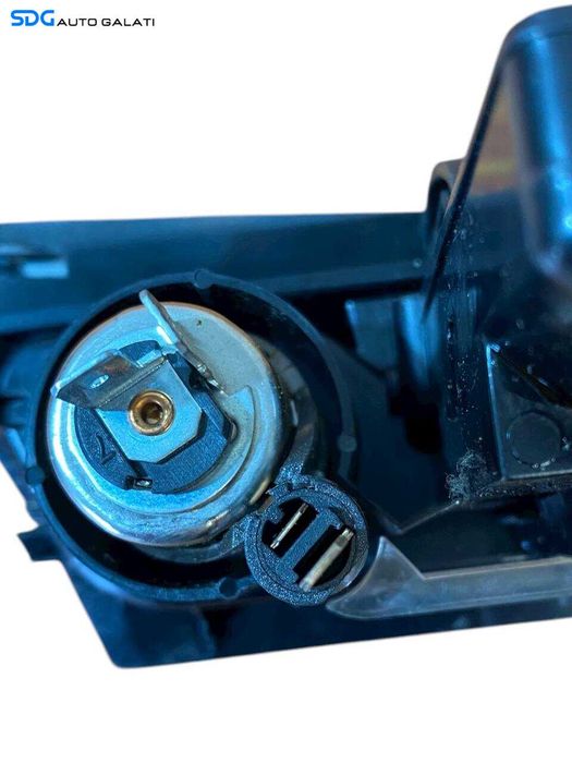 Sertar Usita Scrumiera Bricheta Opel Astra H 2004 - 2010 Cod 13133284 31574-0100 [L8278]