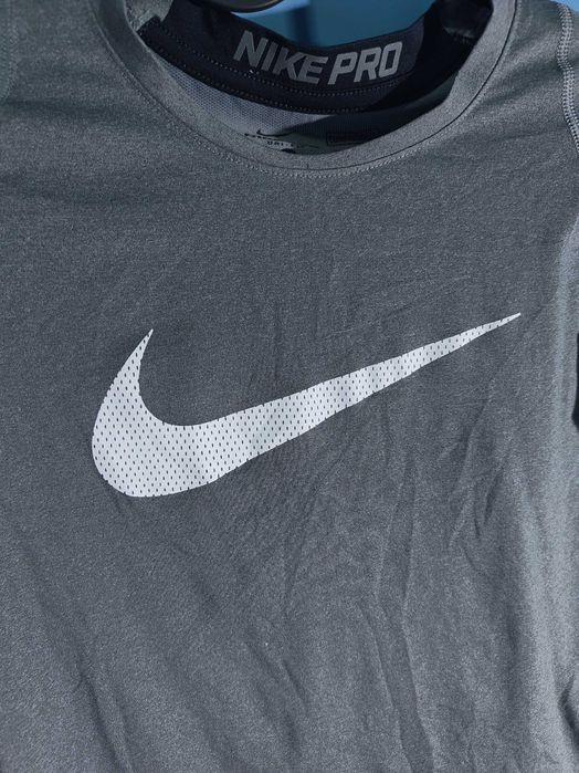 NIKE Pro Блуза/Дамска М