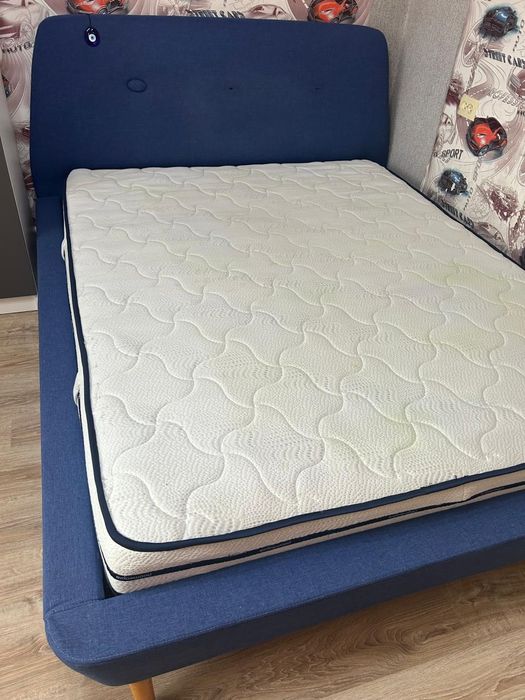 Кровать 180*220см