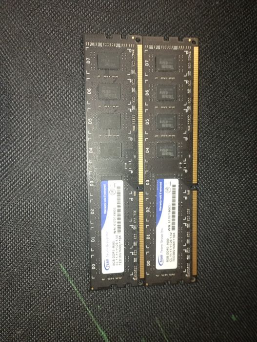 Одна плажка 8гб ddr3