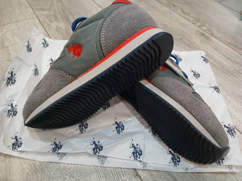 Детски обувки и ботуши