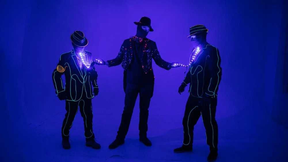 Лазерное шоу для ДЕТЕЙ и ВЗРОСЛЫХ от ФЕНИКС / ведущие, кейтеринг, фото