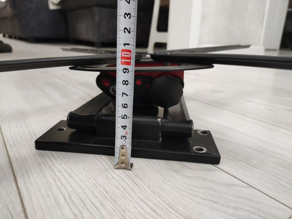 Кронштейн для телевизора