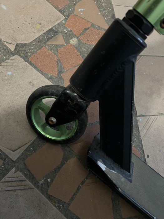 Самокат трюковый