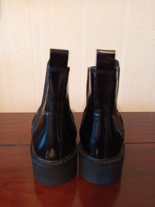 Женские ботинки Челси